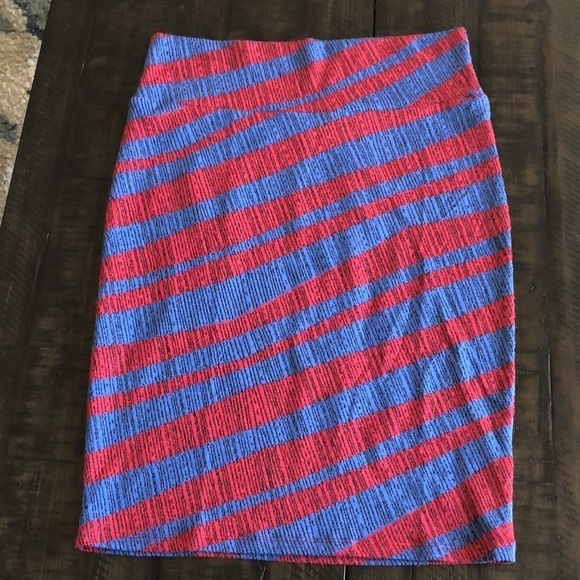 LULAROE Cassie Pencil Skirt Medium Stretchy Office Business Casual Patriotic - Picture 2 of 8